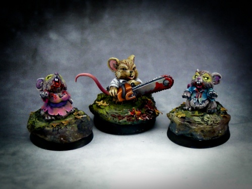 01512 Chainsaw Mousling and Zombies